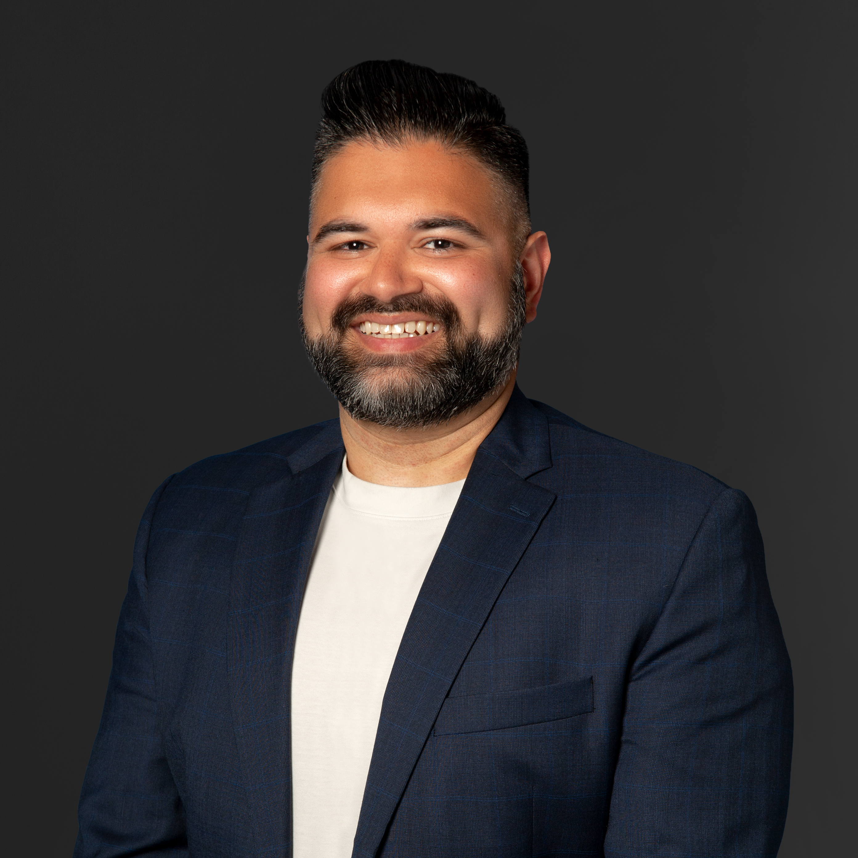 Vish Kothari, Vanguard Properties real estate agent